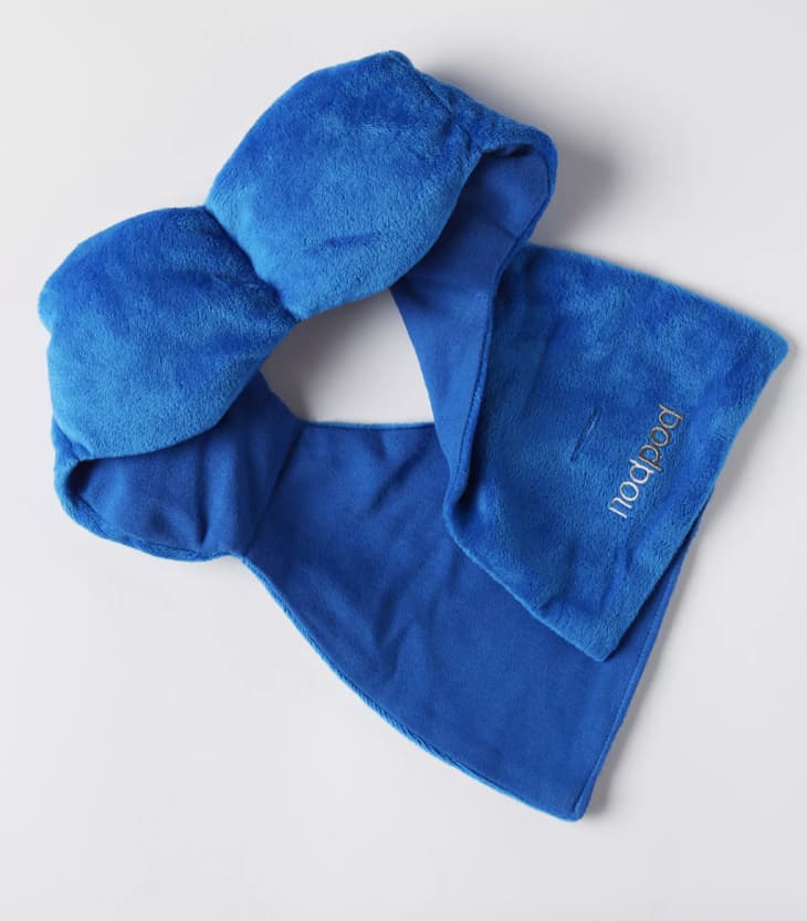 Weighted Pillows Are the New Weighted Blankets Calm, Cozy Home Decor